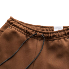 nk-tech-shorts-brown-554172.png