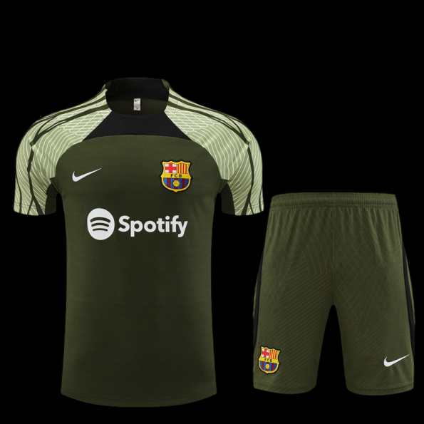 Barcelona army green 2025